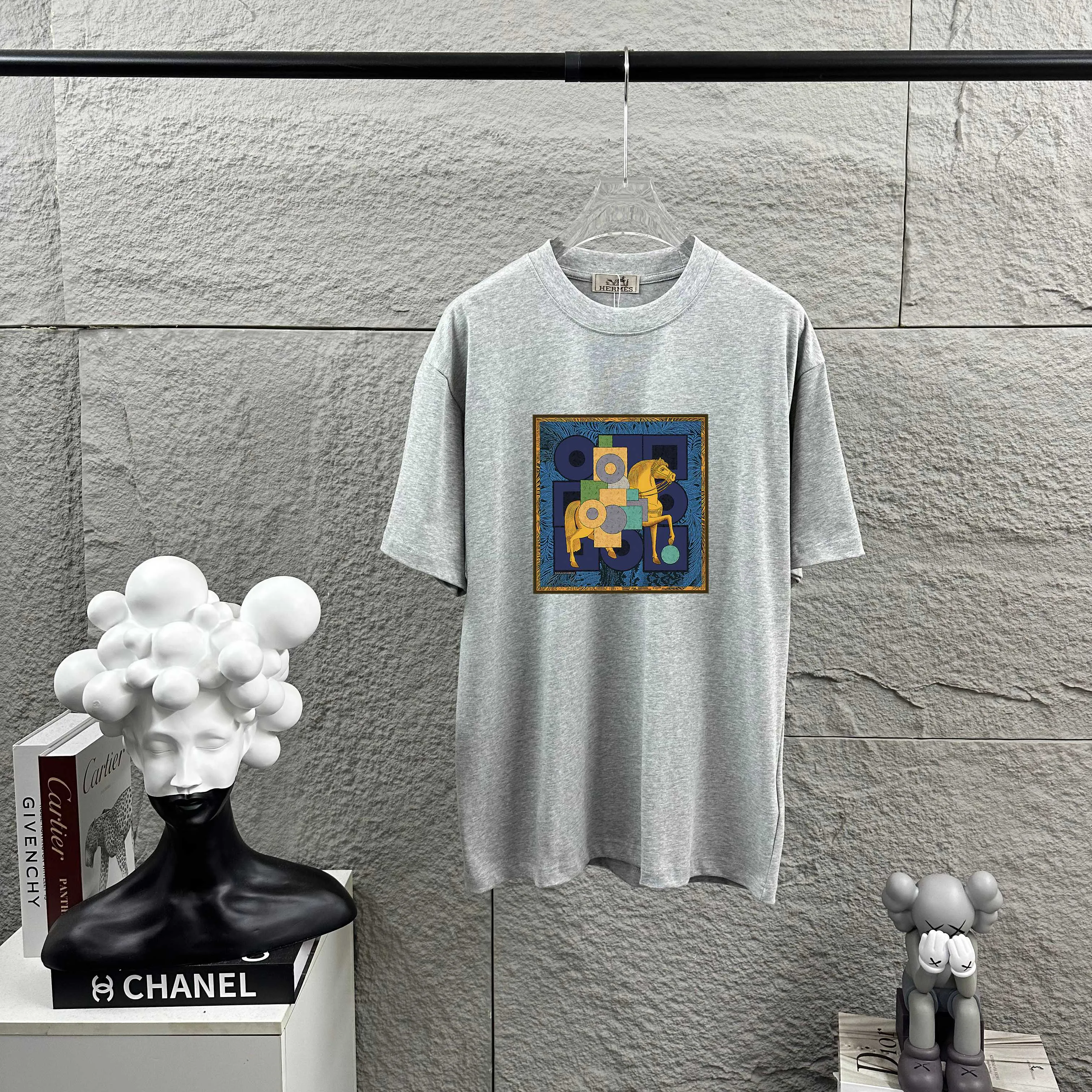 Herme* * 2026 New Arrival Classic T Same Style ：Black White Red Gray Size： S （90-130 ） M （120-150 ） L （140-165 ） XL （160-180 ） XXL （180-210 ）